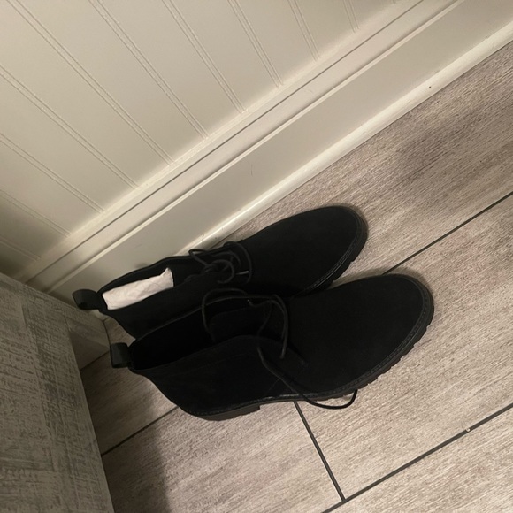 Calvin Klein Derby Shoes - Picture 1 of 2